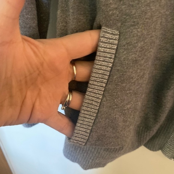 Chicos’s Zenergy size 1 cotton/cashmere/nylon/spandex hooded zip up - Picture 7 of 7